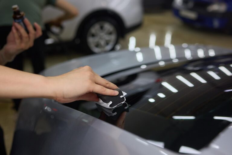 Ceramiczna ochrona lakieru samochodowego – nowoczesne powłoki dla Twojego auta